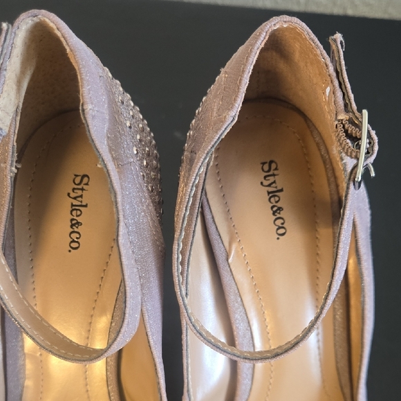 Style & Co. Shimmering Silver Platform Heels - Picture 2 of 9